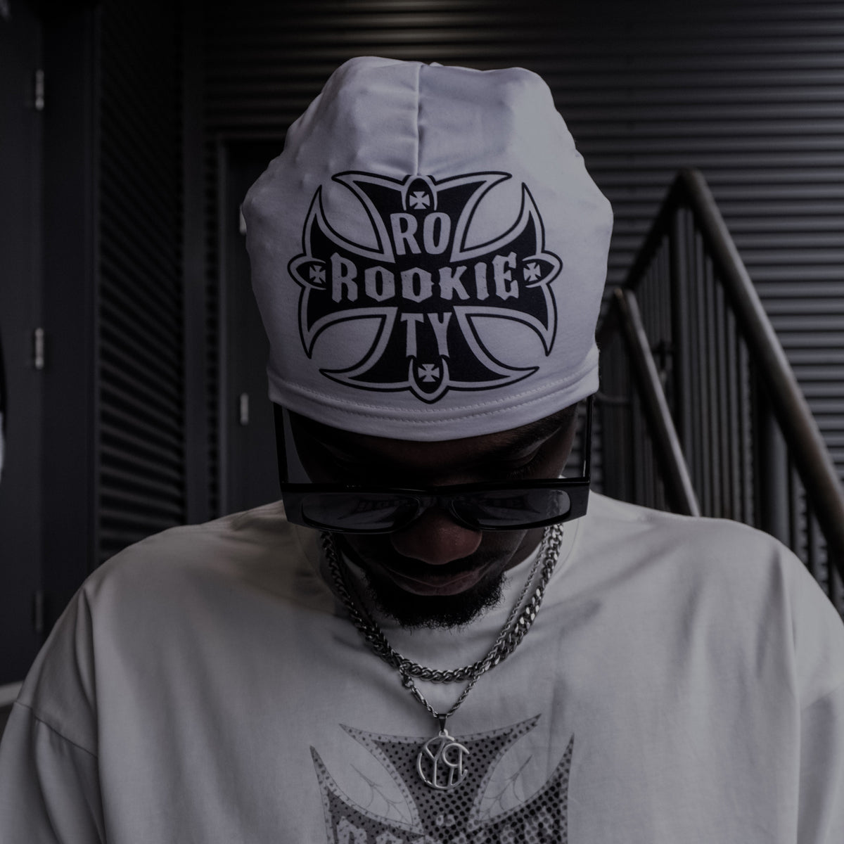 GRAPHIC SKULL CAPS