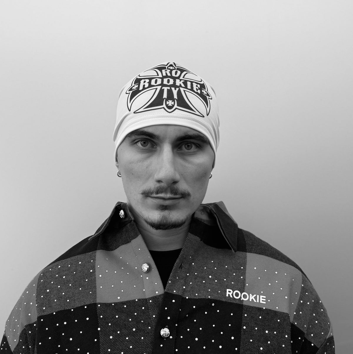 GRAPHIC SKULL CAPS